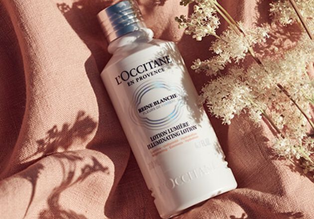 reine blanche &eacute;tape 1 routine skincare lotion lumi&egrave;re