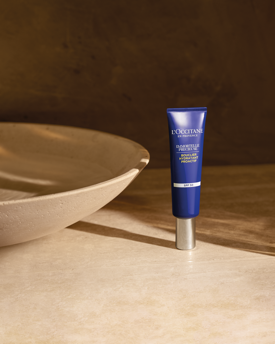 Affichage de l&rsquo;image 4/4 du produit Bouclier hydratant proactif SPF 50 Immortelle Pr&eacute;cieuse, , RECT