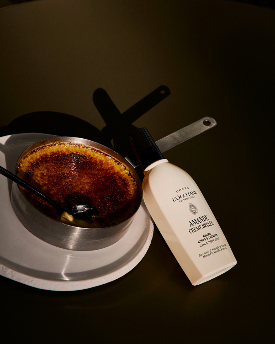 Weergave afbeelding 4/7 van product Almond Cr&egrave;me Br&ucirc;l&eacute;e Glinsterende Routine, , RECT